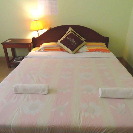 Green Park Village Guesthouse Сиемрип Экстерьер фото