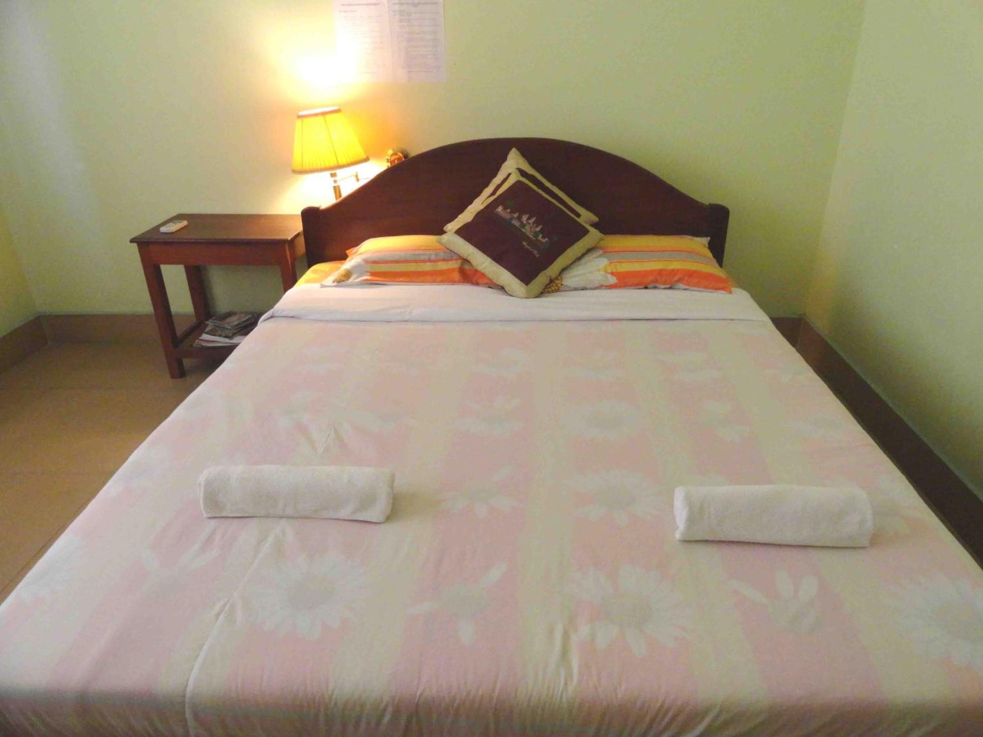 Green Park Village Guesthouse Сиемрип Экстерьер фото