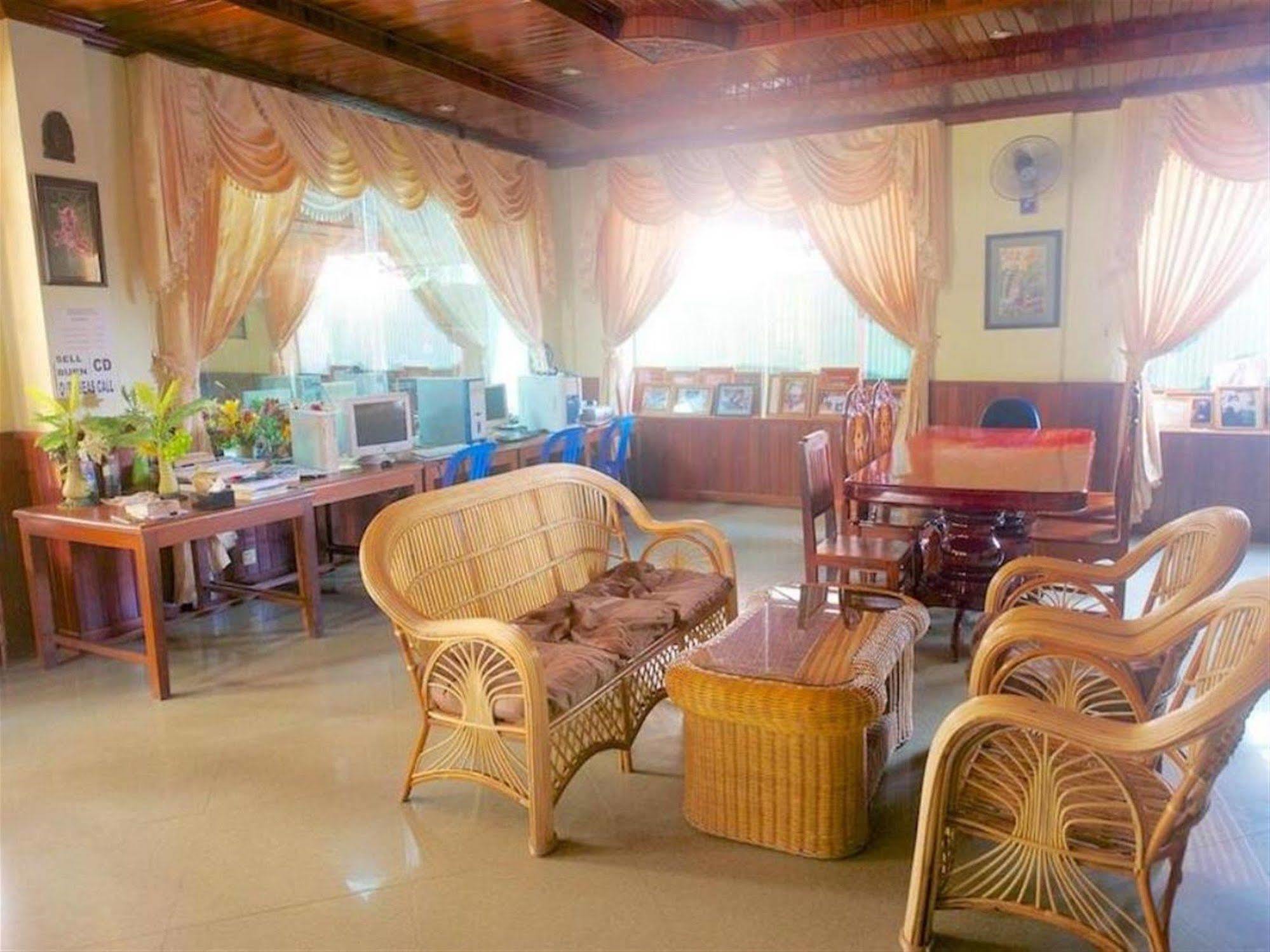 Green Park Village Guesthouse Сиемрип Экстерьер фото